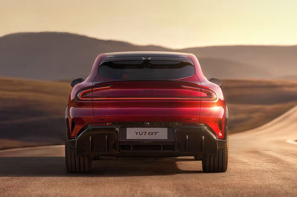 28.000 rpm, 990 CV, 705 km de autonomía y un precio rompedor: llega el Xiaomi YU7 GT