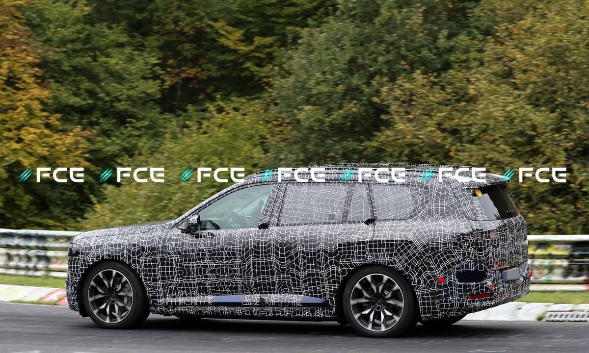 BMW iX7