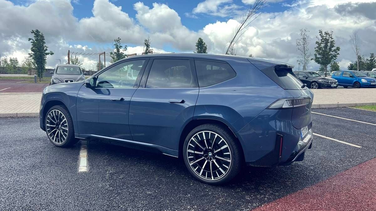 Prueba de autonomía a 120 km/h del BMW iX3