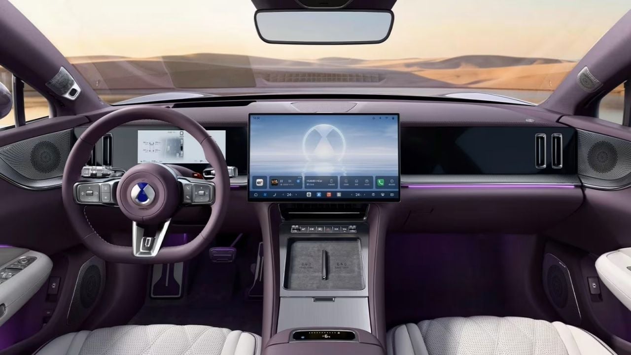 Denza Z9S: la nueva berlina premium de BYD tiene casi 900 km de autonomía y carga en 9 minutos