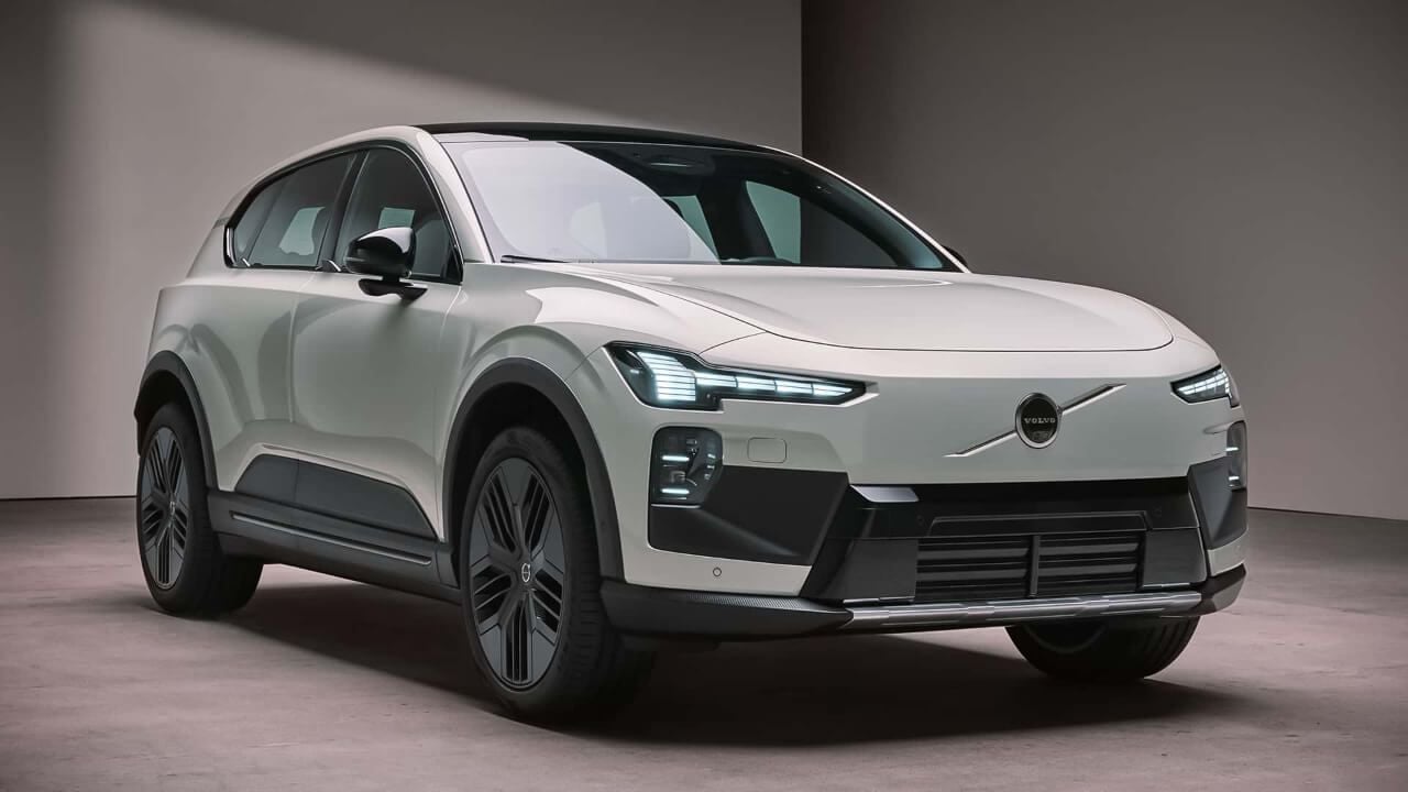 Volvo EX60: más premium que un Tesla, más barato que un Mercedes y con más autonomía que todos