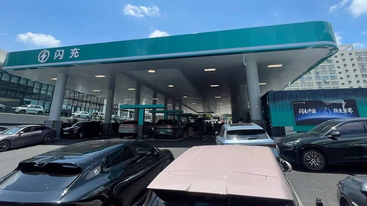 Más de 1,22 millones de recargas y miles de cambios de batería: así afronta China las vacaciones en coche eléctrico