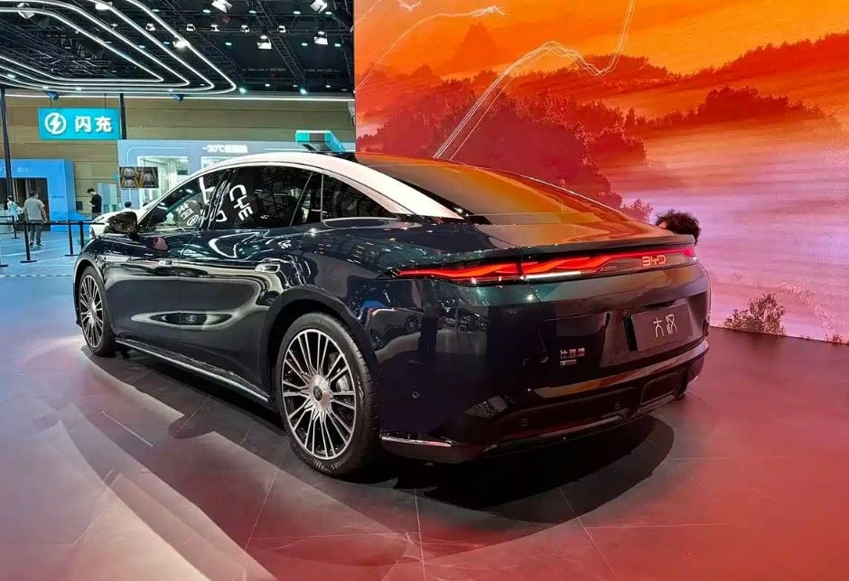 1.008 km de autonomía por menos de 32.000 euros: así es el BYD Han