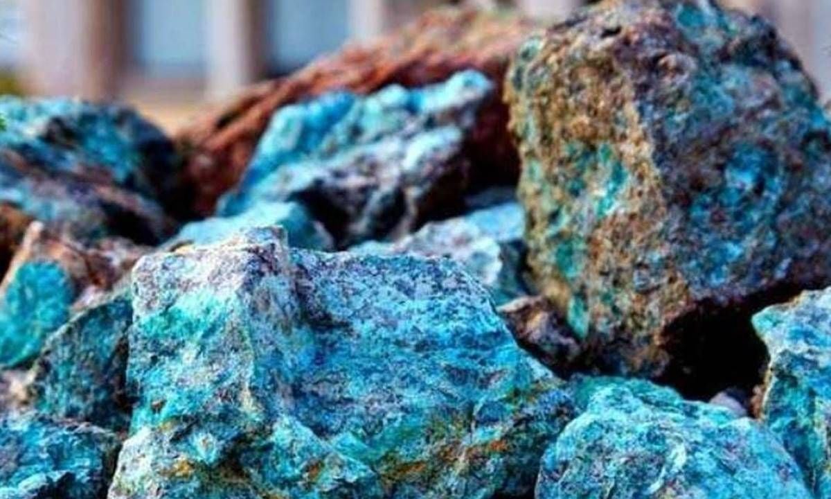 Descubren en China enormes reservas de tierras raras clave para los coches eléctricos