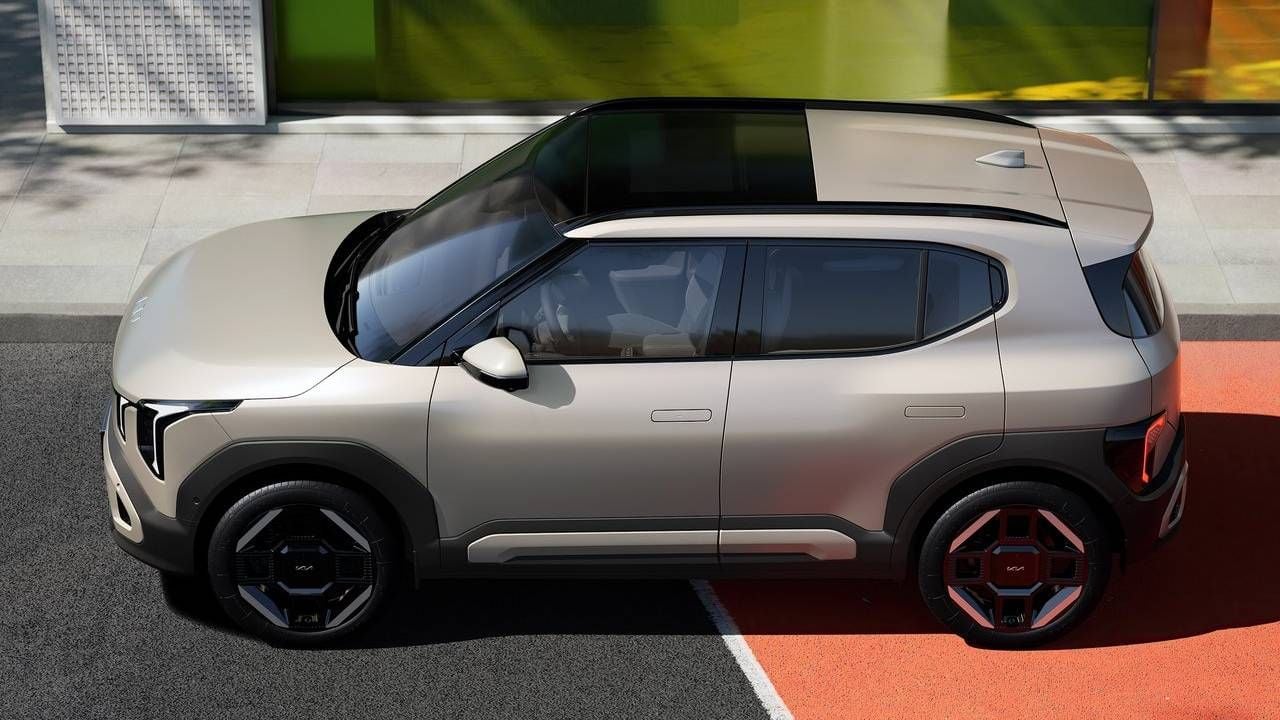 6 coches eléctricos pequeños con portaequipajes y con bola de remolque: los más baratos que puedes comprar