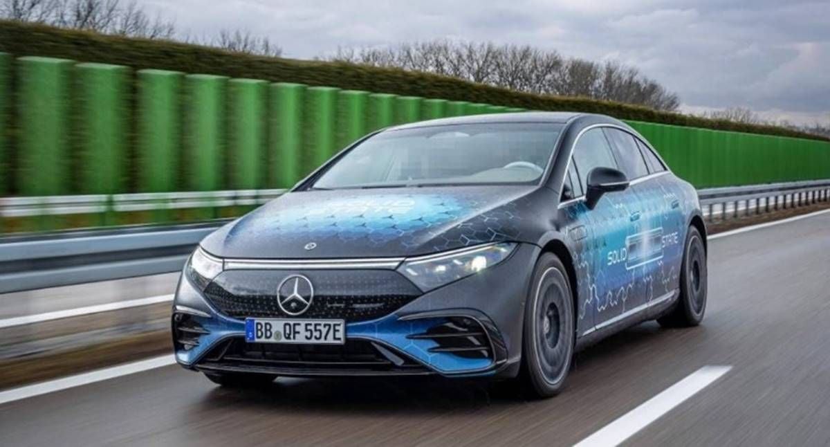 Carga del 5% al 80% en 6 minutos, 400 Wh/kg y 1.000 km de autonomía: así es la nueva batería sólida de Prologium y Mercedes