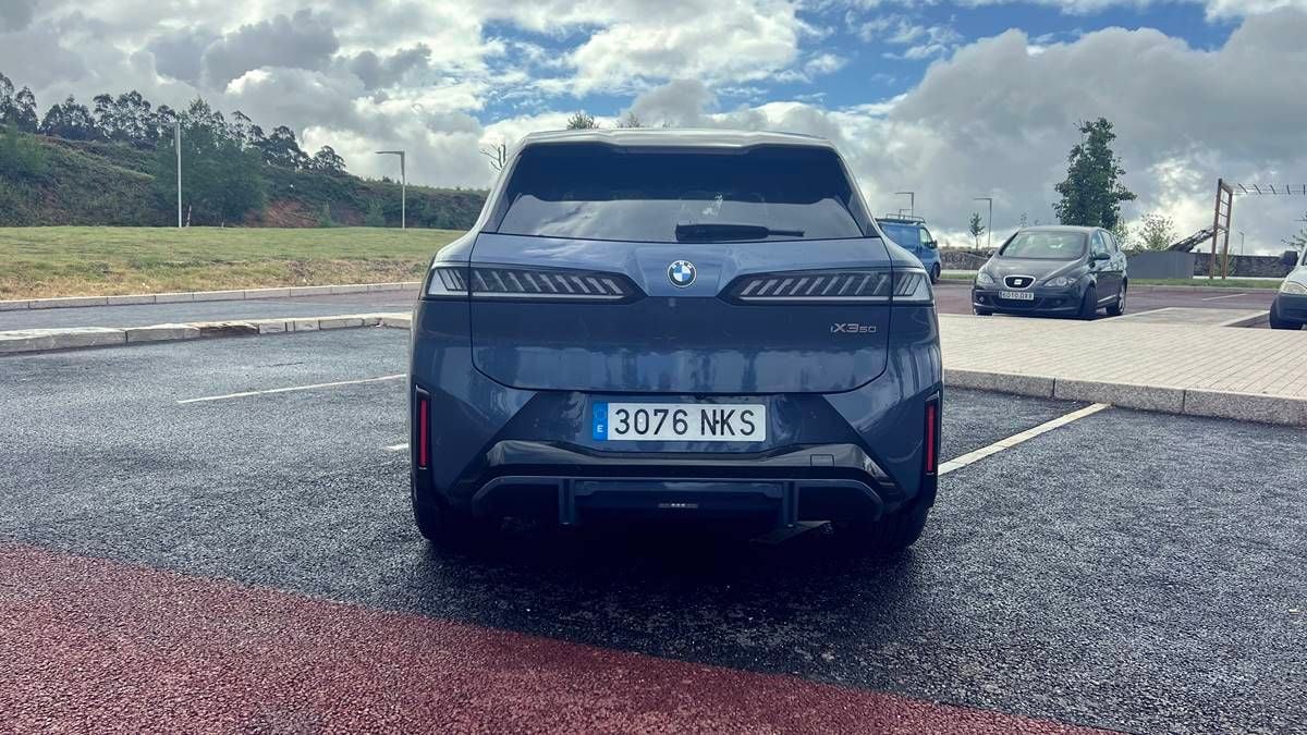 Prueba de autonomía a 120 km/h del BMW iX3