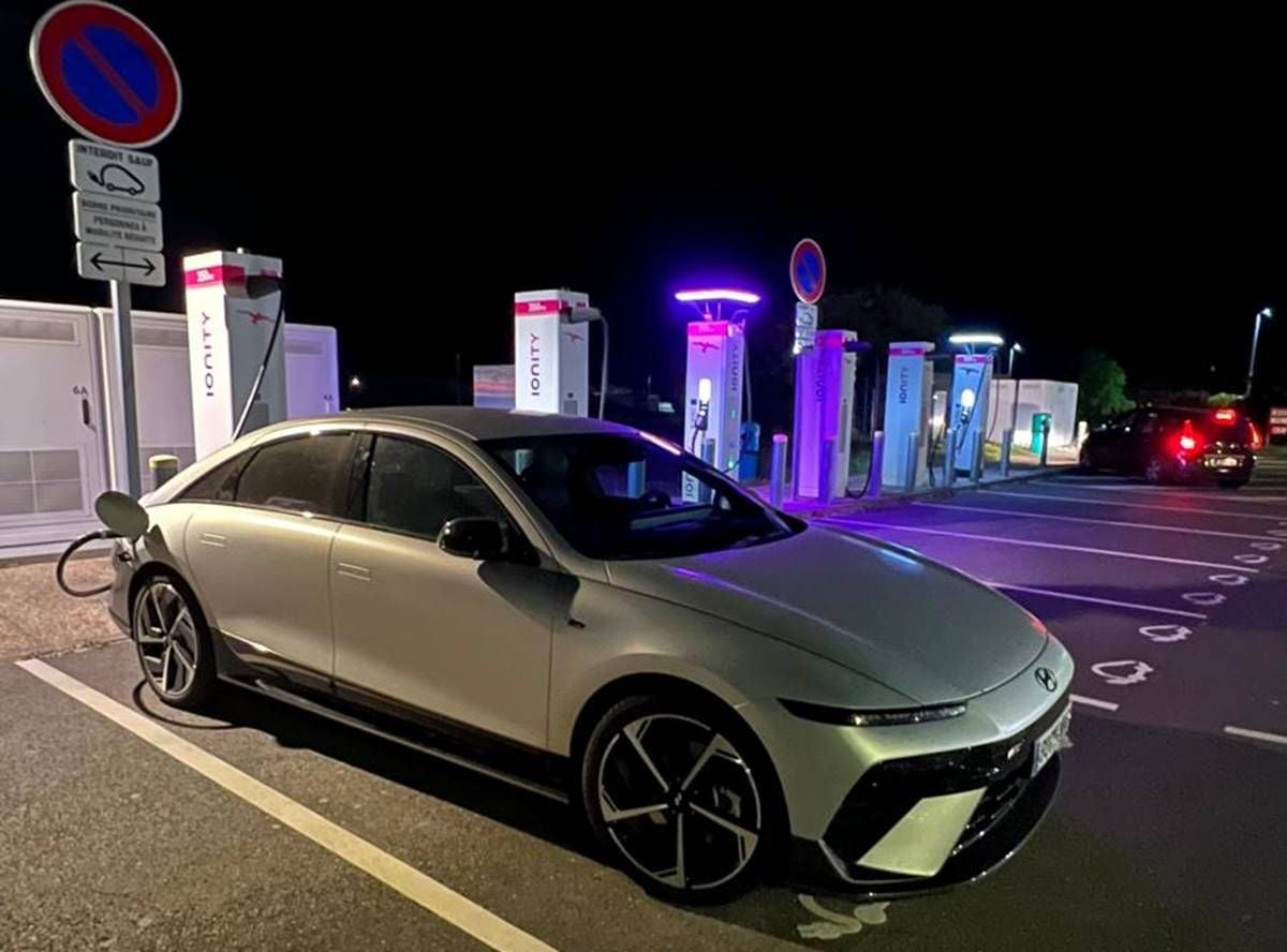 Los coches eléctricos ya ahorran 2 millones de barriles de petróleo cada día