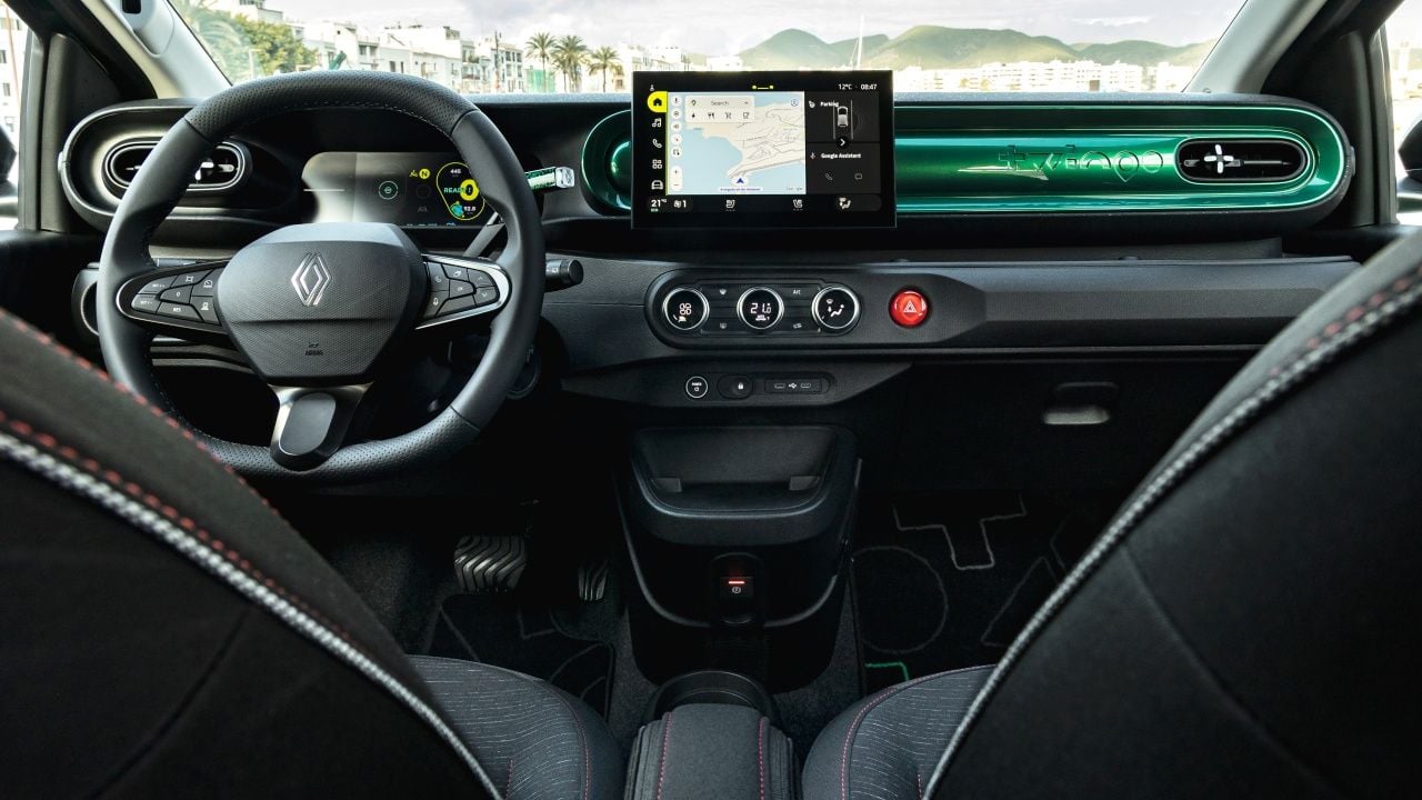 Probamos el nuevo Renault Twingo, un asequible eléctrico europeo que pone en jaque a sus rivales chinos