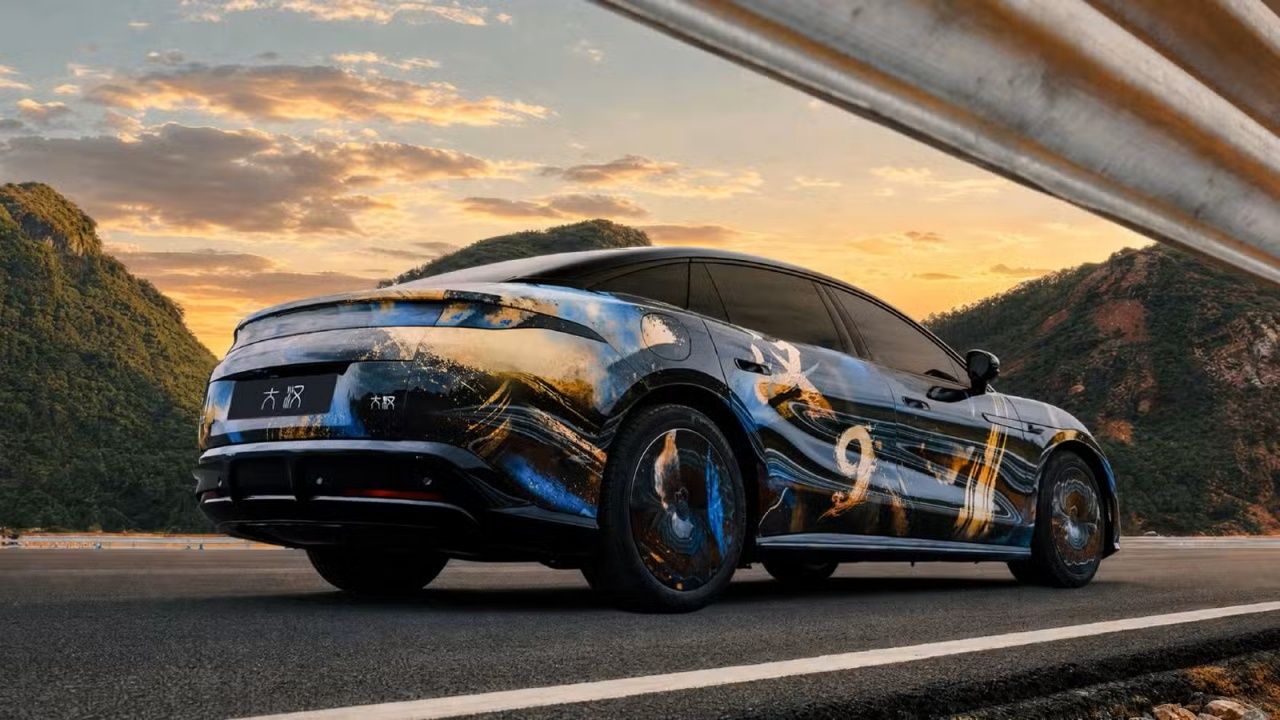 Más de 1.000 km de autonomía y carga en 5 minutos, BYD se prepara para reventar el mercado con el Great Han