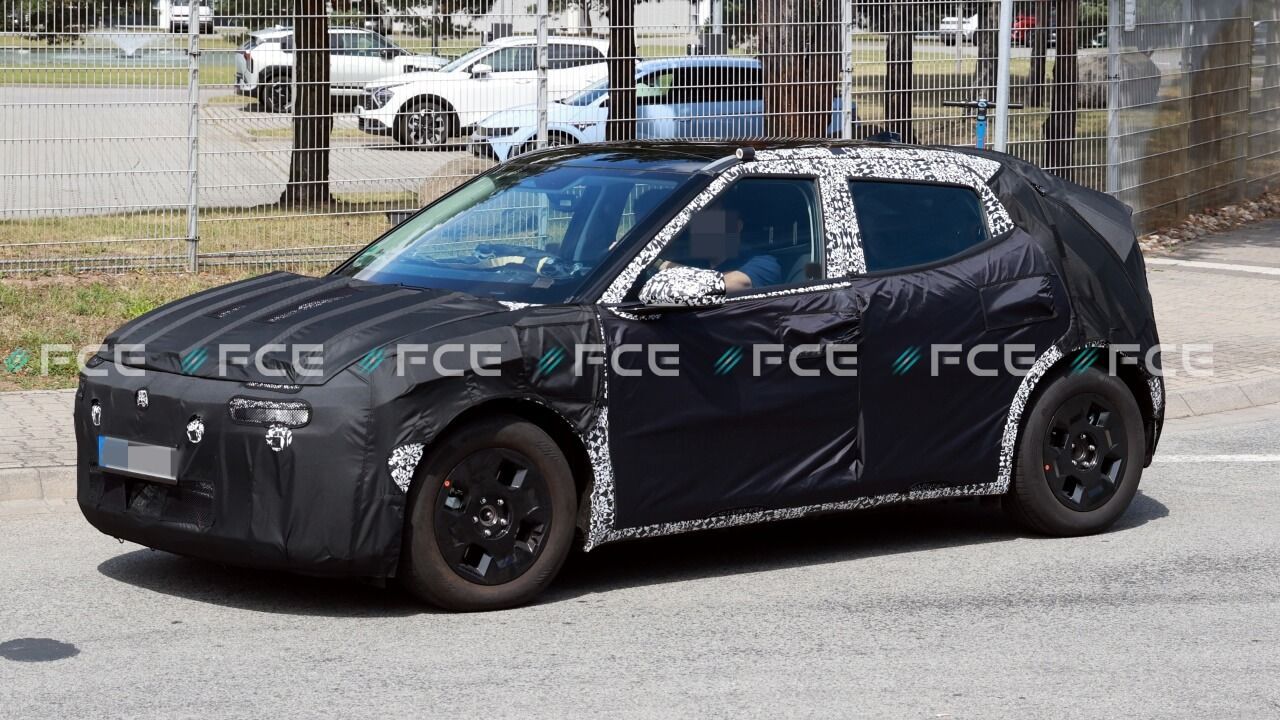 Nuevas imágenes del Hyundai IOINIQ 3, el hermano 'coupé' del exitoso KIA EV3