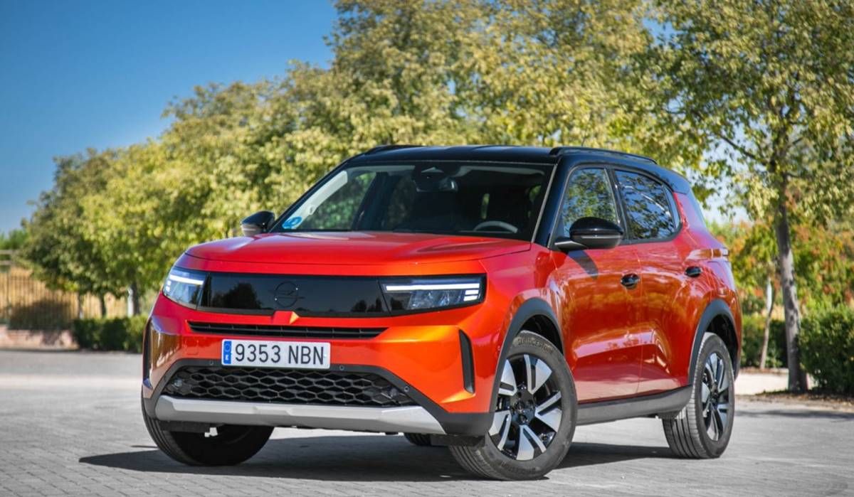 Este SUV eléctrico tiene 305 km de autonomía y cuesta 24.175 euros: guía definitiva del Opel Frontera Electric