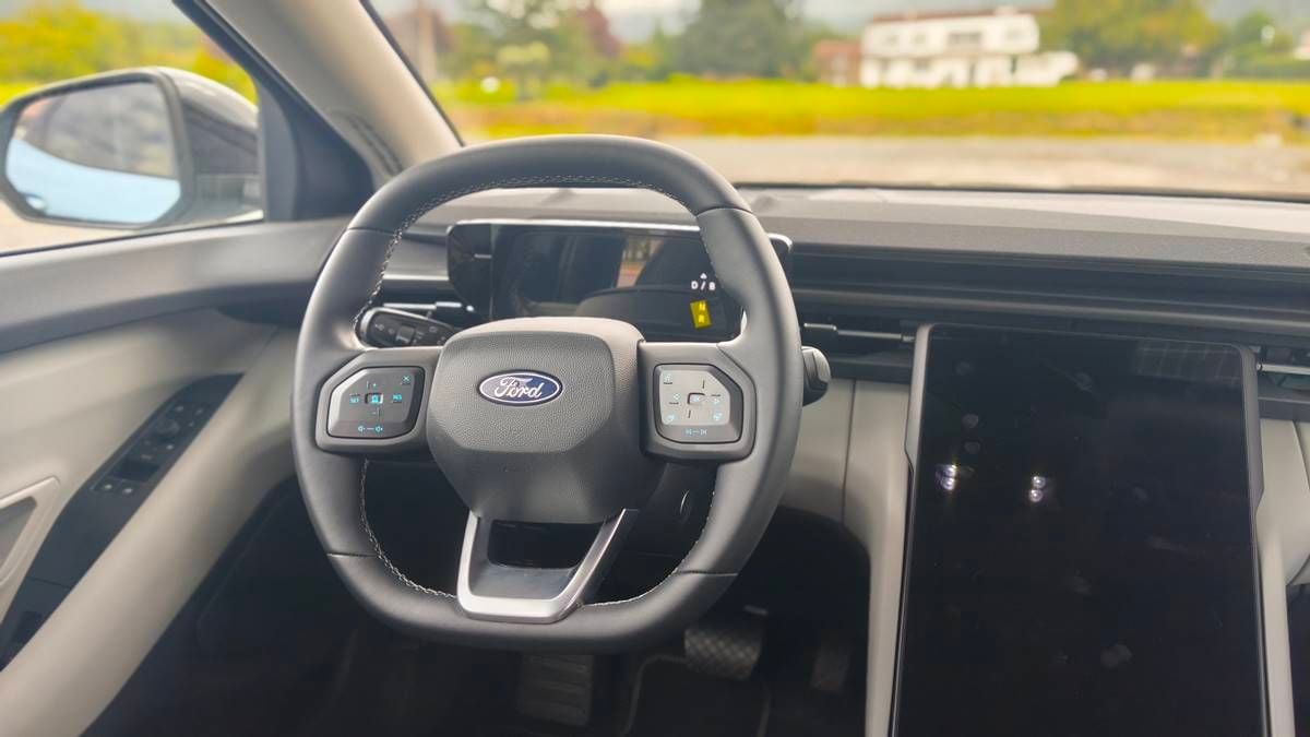 Ford Explorer FCE