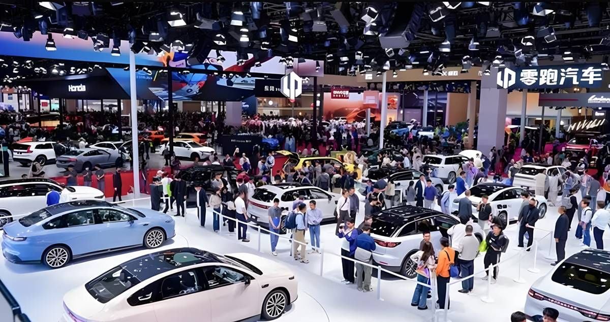 Totalmente insostenible: China ya presenta cuatro coches nuevos al día