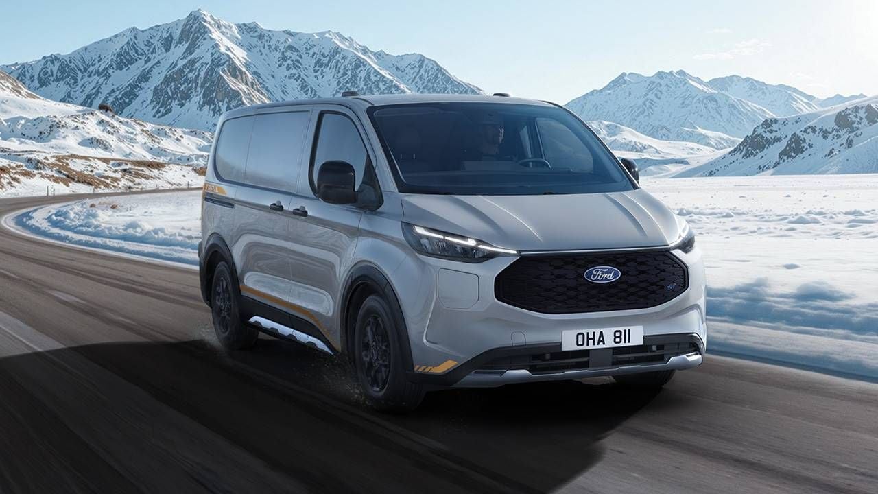 Ford lanza una furgoneta eléctrica con doble motor y tracción a las cuatro ruedas