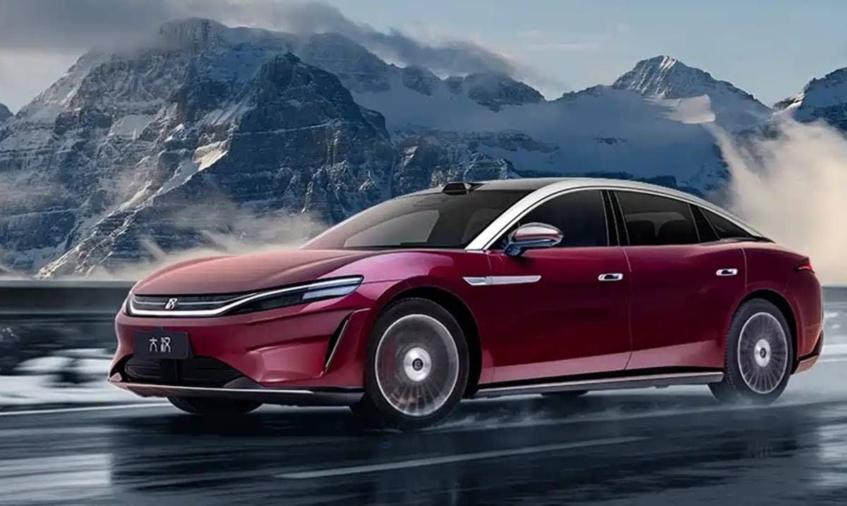 1.008 km de autonomía y carga en 9 minutos: el BYD Han llega al mercado