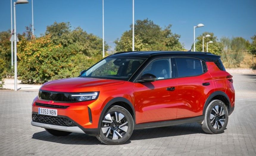 Este SUV eléctrico tiene 305 km de autonomía y cuesta 24.175 euros: guía definitiva del Opel Frontera Electric