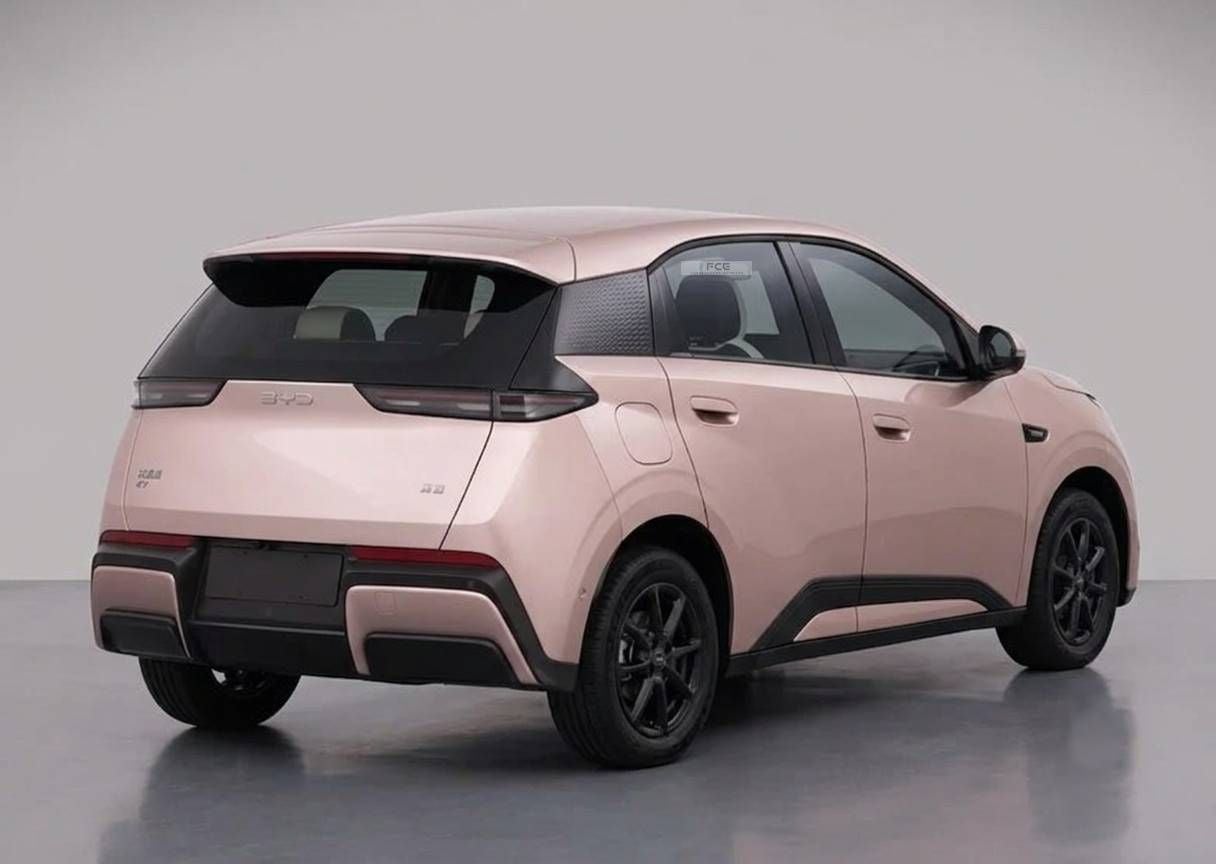Filtrado el nuevo BYD Dolphin Surf: así será la gran evolución del eléctrico urbano chino