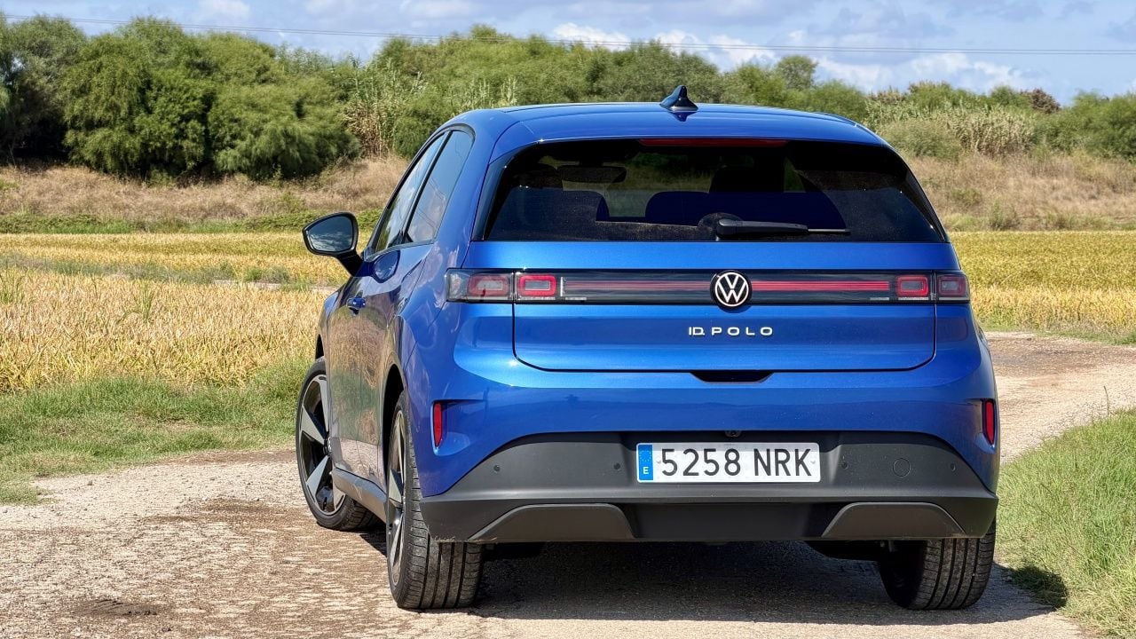 Probamos el Volkswagen ID. Polo, un coche eléctrico muy redondo que quiere destronar al Renault 5