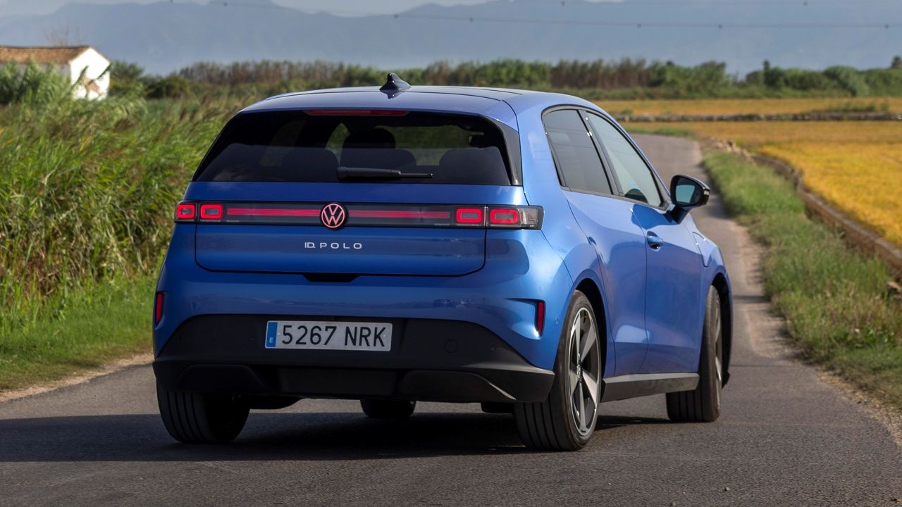 Probamos el Volkswagen ID. Polo, un coche eléctrico muy redondo que quiere destronar al Renault 5