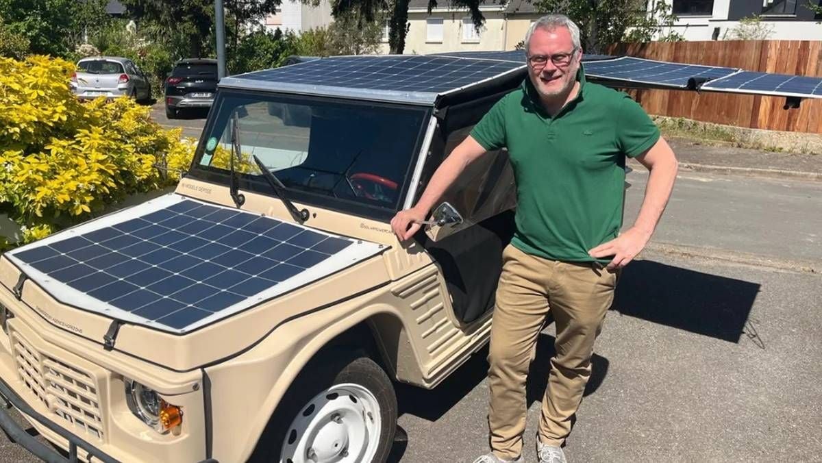 Convierte su Citroën Méhari en un coche eléctrico solar y logra cargar hasta el 70% de la batería cada día con el sol