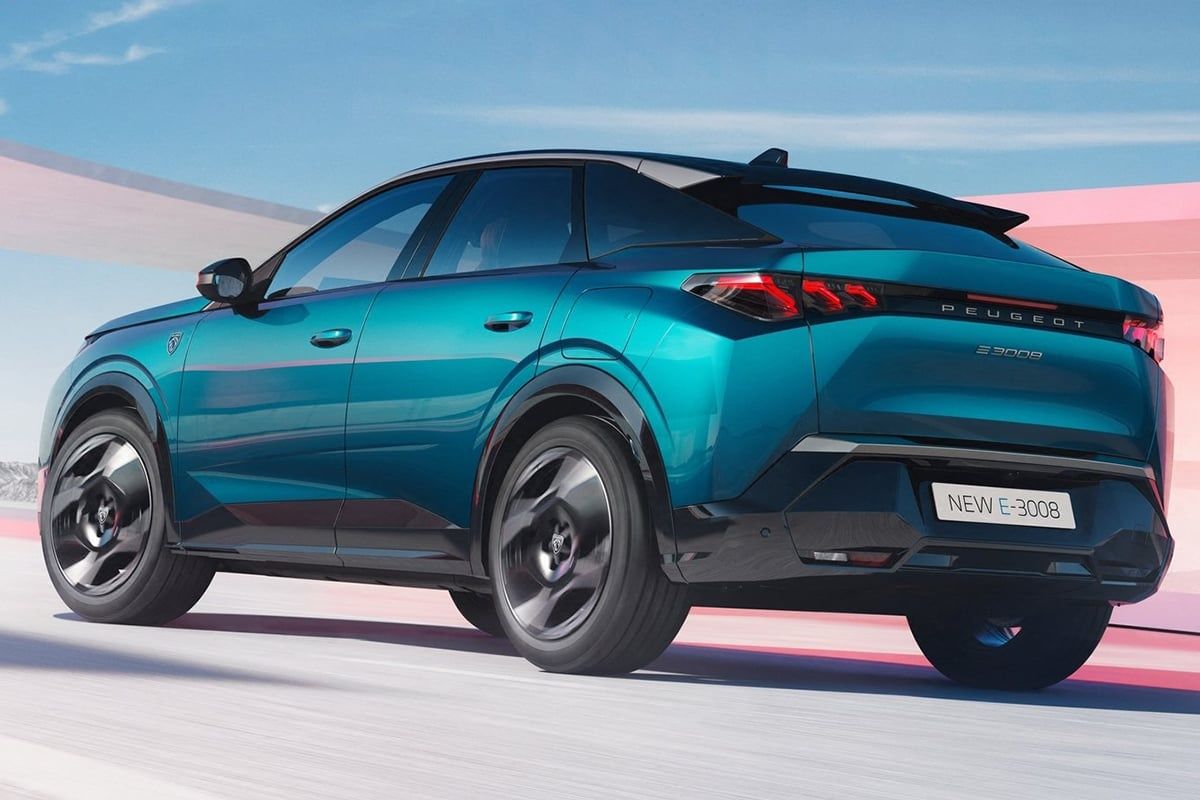 Guía de compra del Peugeot E-3008: qué versión, qué autonomía y qué packs comprar