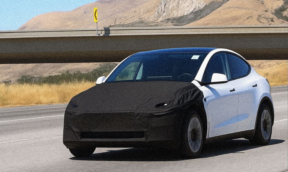 Nuevas fotos del interior del Tesla Model Y más económico: menos espacio, menos equipamiento y un precio rompedor