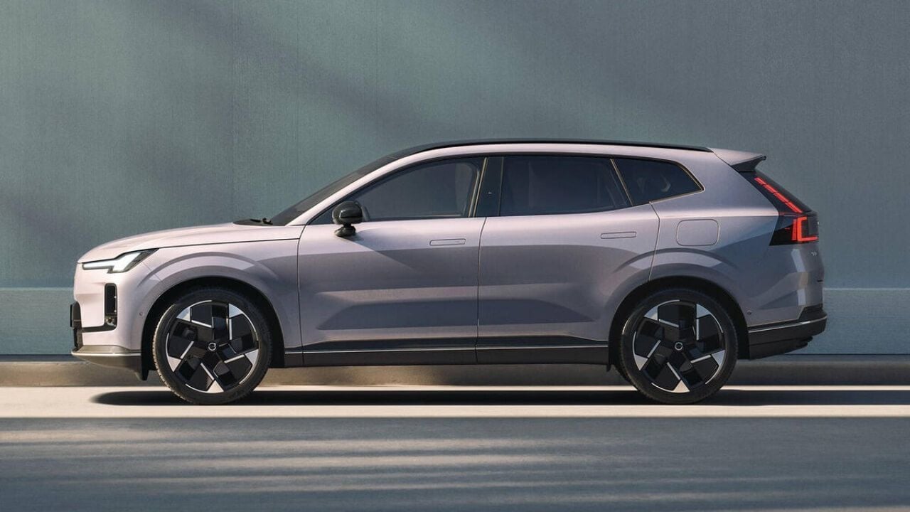 Buenas noticias: Volvo finalmente venderá en Europa el XC70, un SUV híbrido enchufable con 180 km de autonomía eléctrica