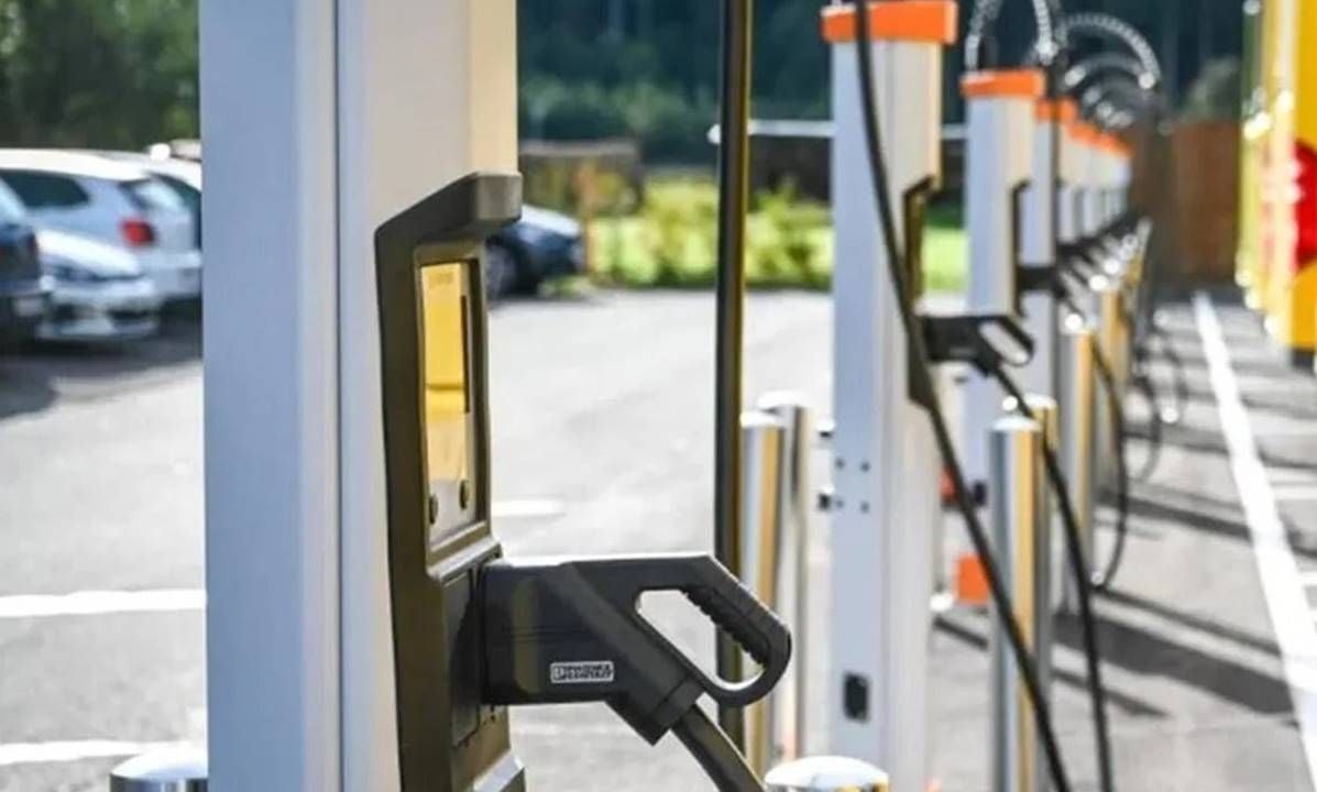 Decían que no se podía: China rompe los esquemas con 100.000 cargadores de 1.000 kW