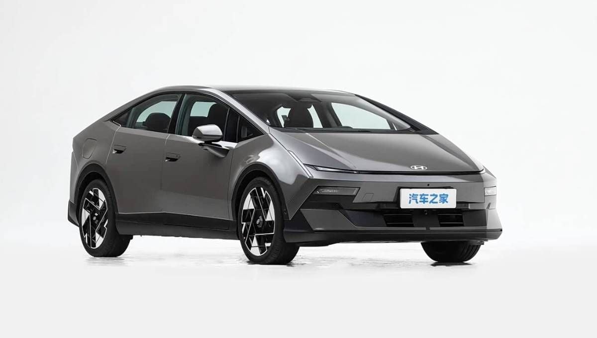 Un Hyundai de 4,90 metros, 650 km de autonomía por 18.000 euros: así es el nuevo IONIQ V