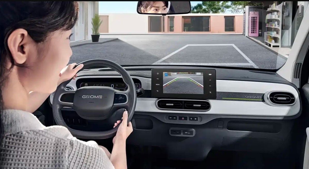 batería LFP de CATL, 210 km de autonomía y solo 5.630 euros al cambio: así es el Geely Panda que queremos en Europa