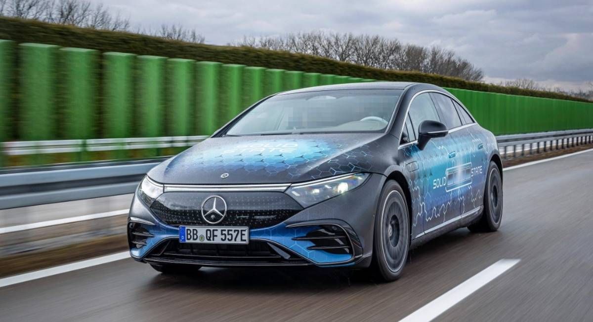 Las claves de la batería que puede cambiar los coches eléctricos: 381 Wh/kg y hasta 1.000 km de autonomía