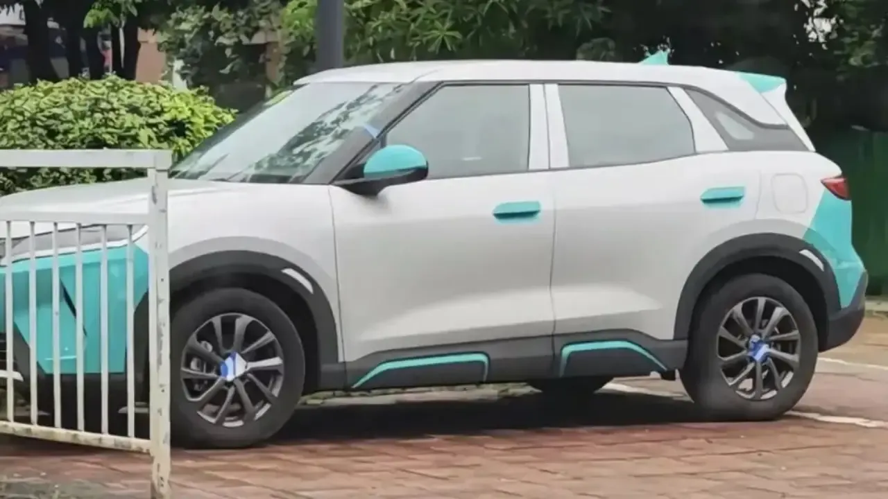 El renovado BYD Atto 2 se deja ver: mayor tamaño, tracción trasera, LiDAR y mucho más