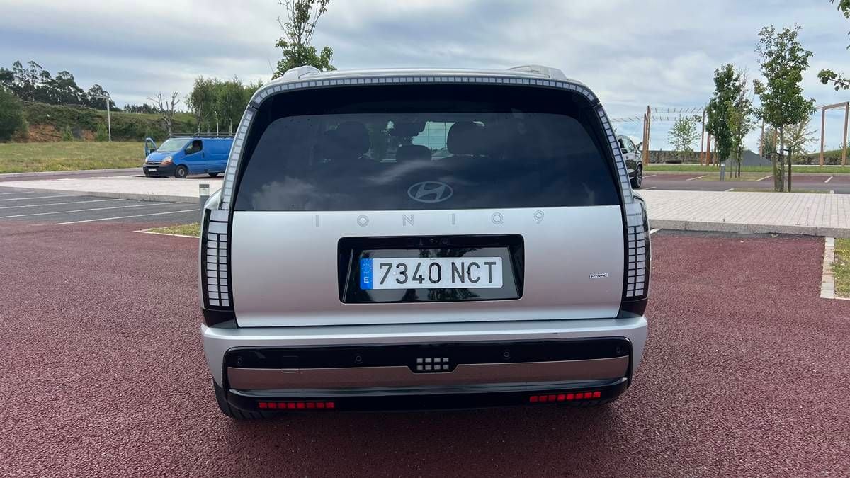 Hyundai Ioniq 9 FCE