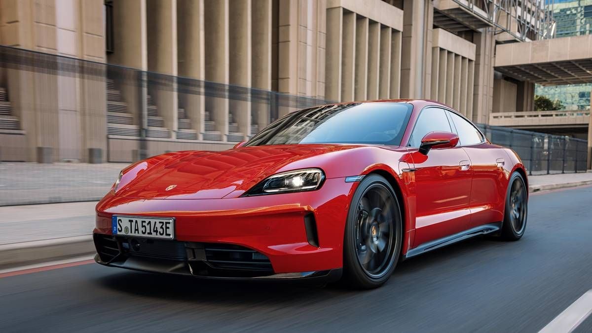 Porsche actualiza el Taycan mejorando su autonomía que llega a los 700 km