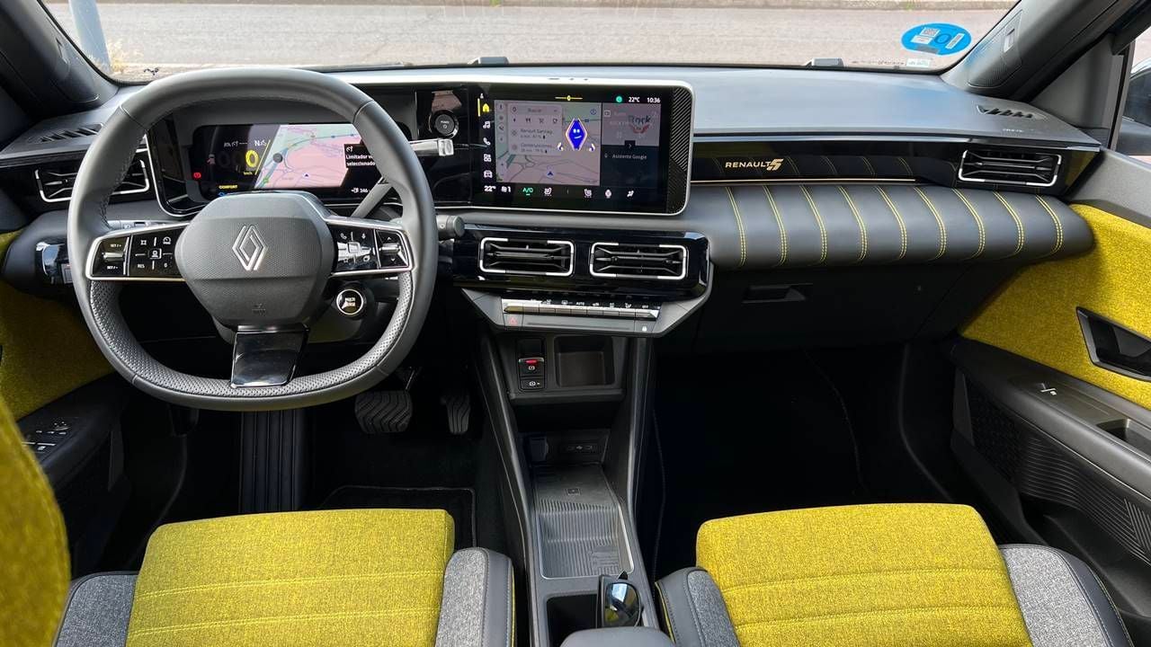 Prueba a 120 km/h Renault 5 E-TECH 52 kWh