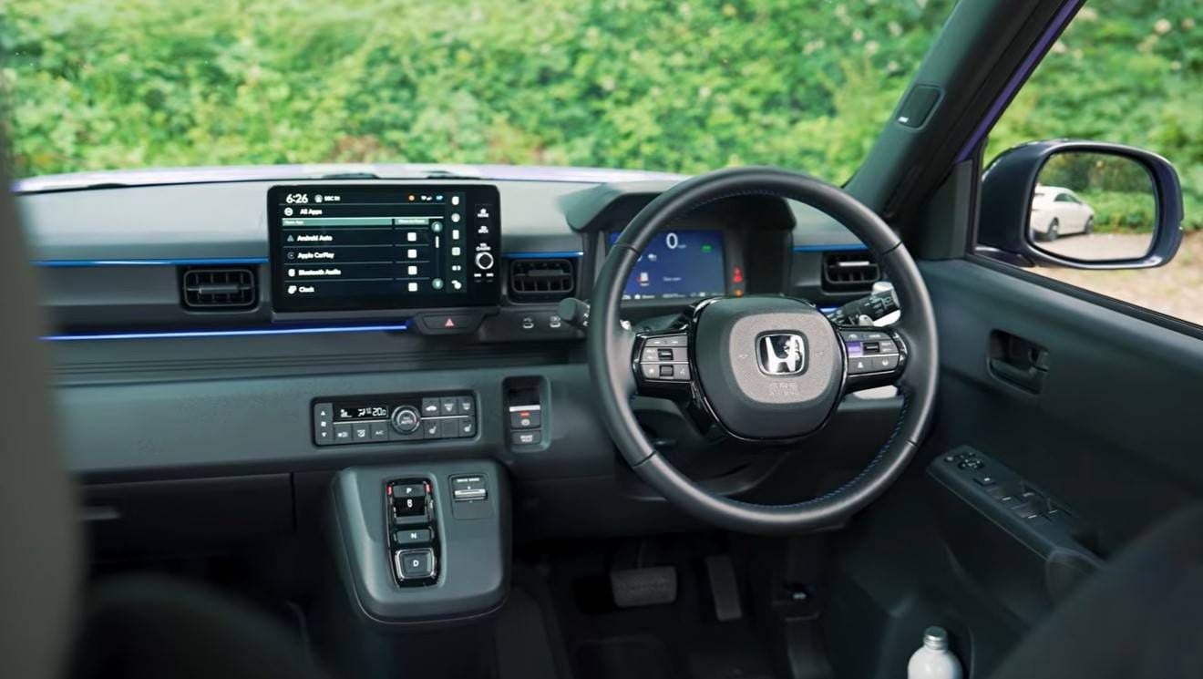 El Renault Twingo se enfrenta al Honda Super-N: ¿cuál es el mejor coche eléctrico barato?