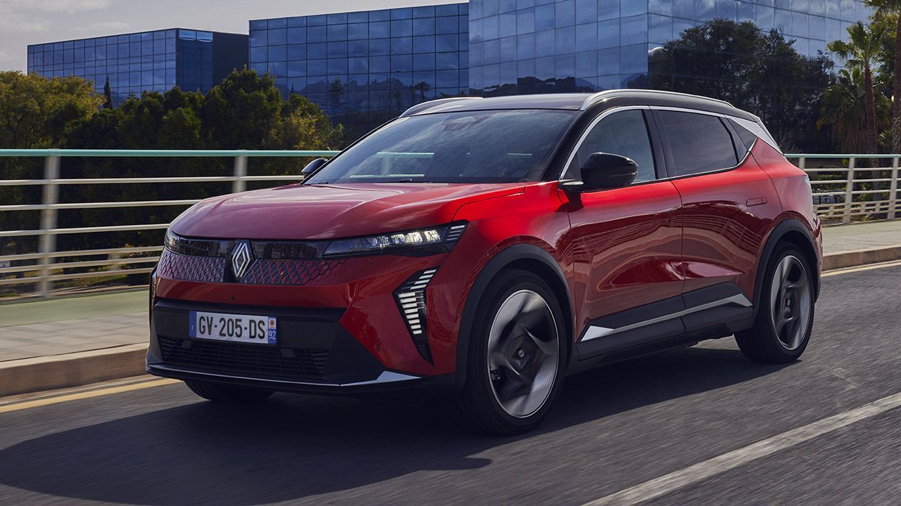 El Renault Scenic E-Tech estrena opción que reduce los tiempos de carga en alterna a la mitad