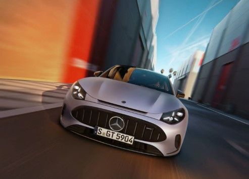 Mercedes-AMG amplía la gama del GT eléctrico con una versión de acceso de 544 CV, más de 800 km de autonomía y carga de hasta 600 kW