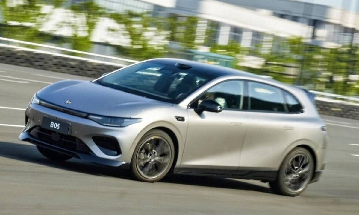 Las primeras pruebas del Leapmotor B05 en Europa mide sus posibilidades en nuestro mercado