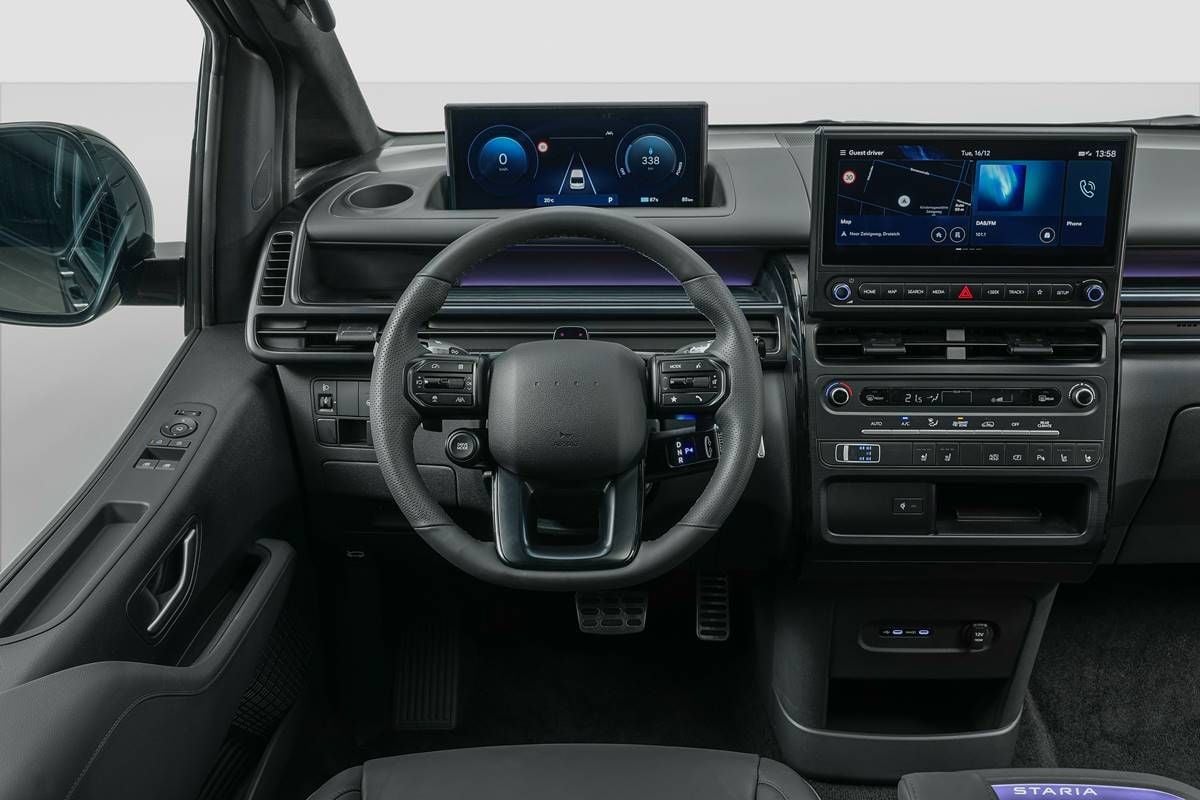 Hyundai Staria Electric: 9 plazas, 800 voltios y más de 400 km de autonomía para conquistar a las familias