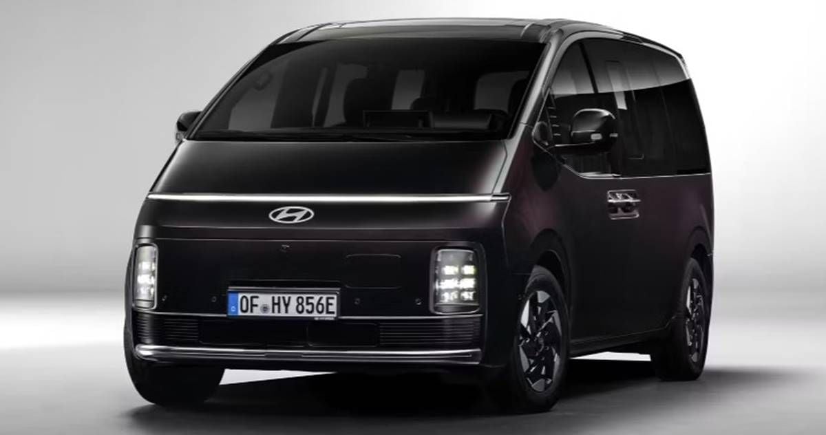 Hyundai Staria Electric: 9 plazas, 800 voltios y más de 400 km de autonomía para conquistar a las familias