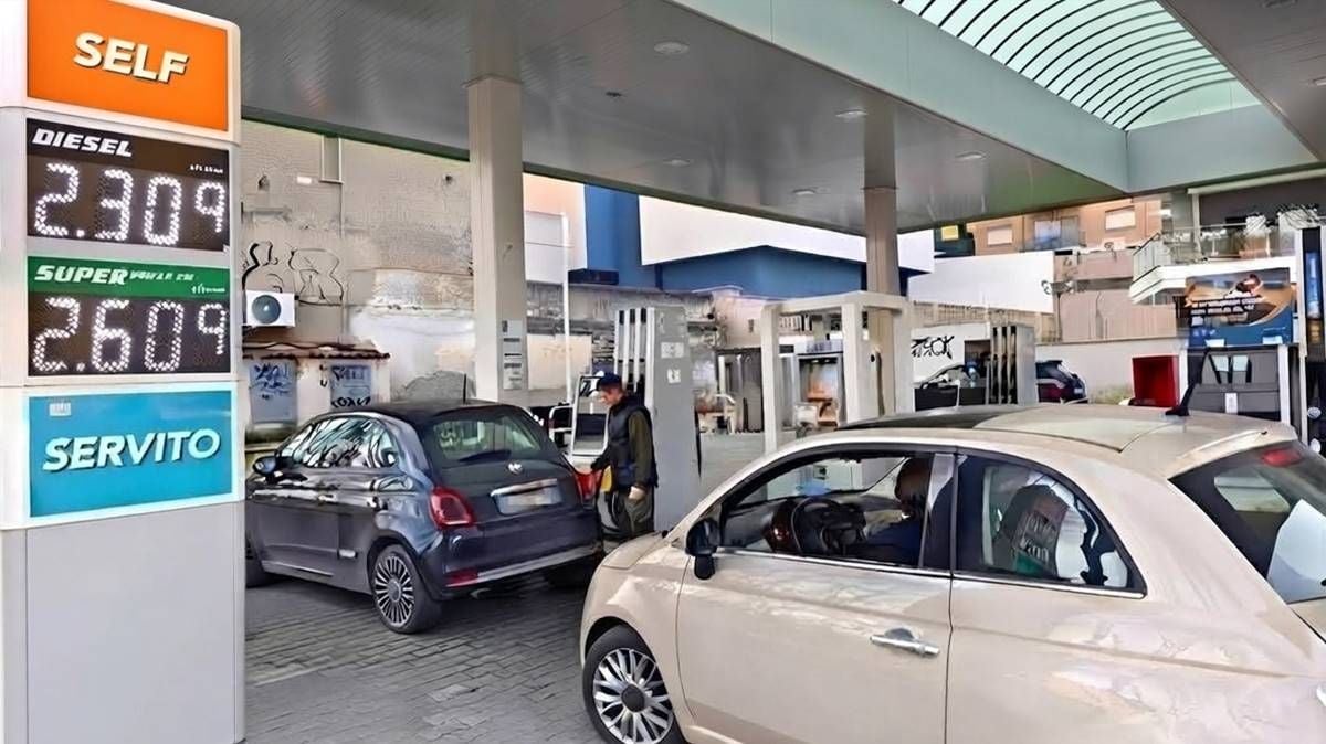 La gasolina puede ser el próximo problema de Europa: las refinerías ya están cambiando su producción