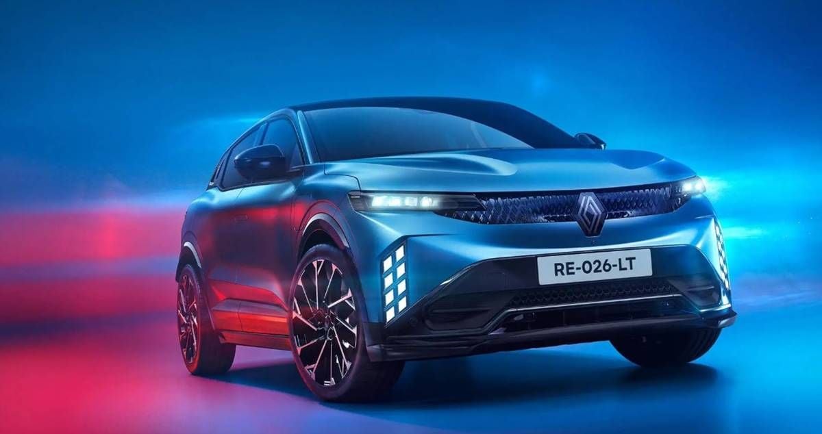 El Renault Megane E-TECH da un importante salto adelante: batería LFP, 500 km de autonomía y 24 minutos de carga