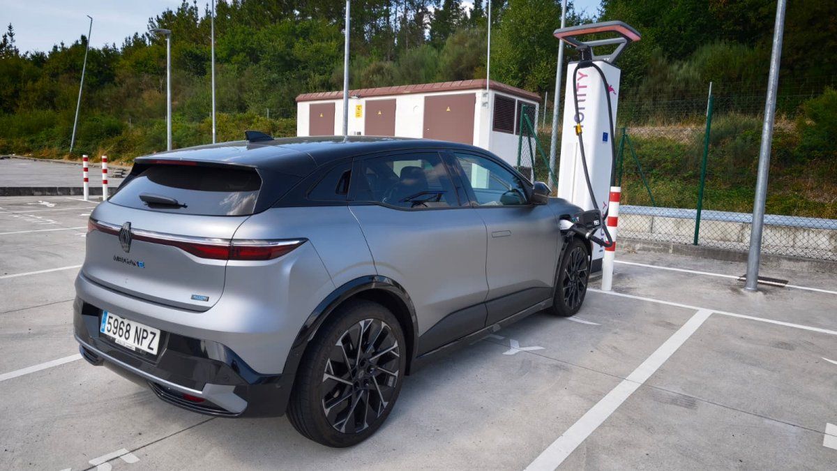 El petróleo vuelve a dispararse y el coche eléctrico se posiciona como la solución