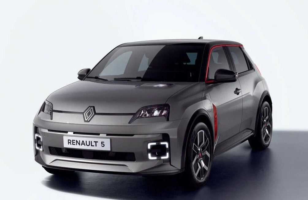 Renault aumenta la autonomía y baja el precio del Renault 5 en algunos mercados de Europa
