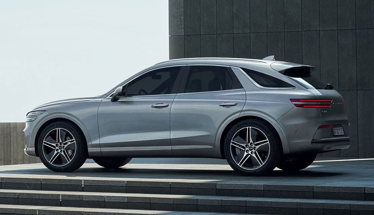 Lujo, potencia y 19 minutos de carga: así es el nuevo eléctrico premium de Genesis para Europa