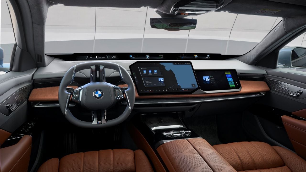 BMW i7