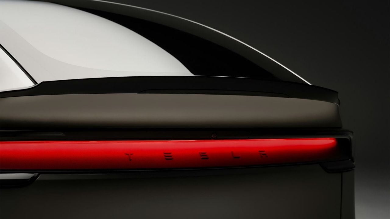 El Tesla Model YL se prepara para su asalto global, se avista el prototipo que anticipa la llegada a Occidente