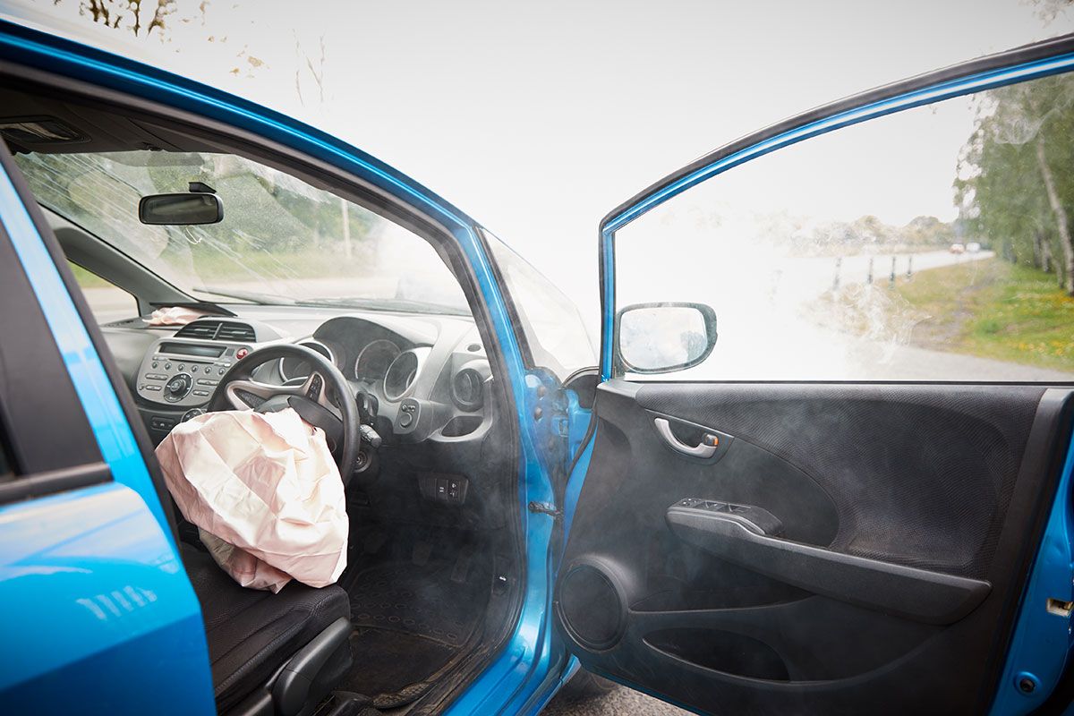 ¿Coches eléctricos “desechables” tras un accidente? El caso del Volkswagen e-Up reabre el debate sobre las reparaciones